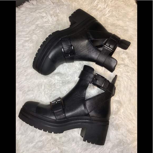 Michael Kors Corey Cut-Out Buckle Ankle Boot In Grained Leather Size 7 - Picture 4 of 16